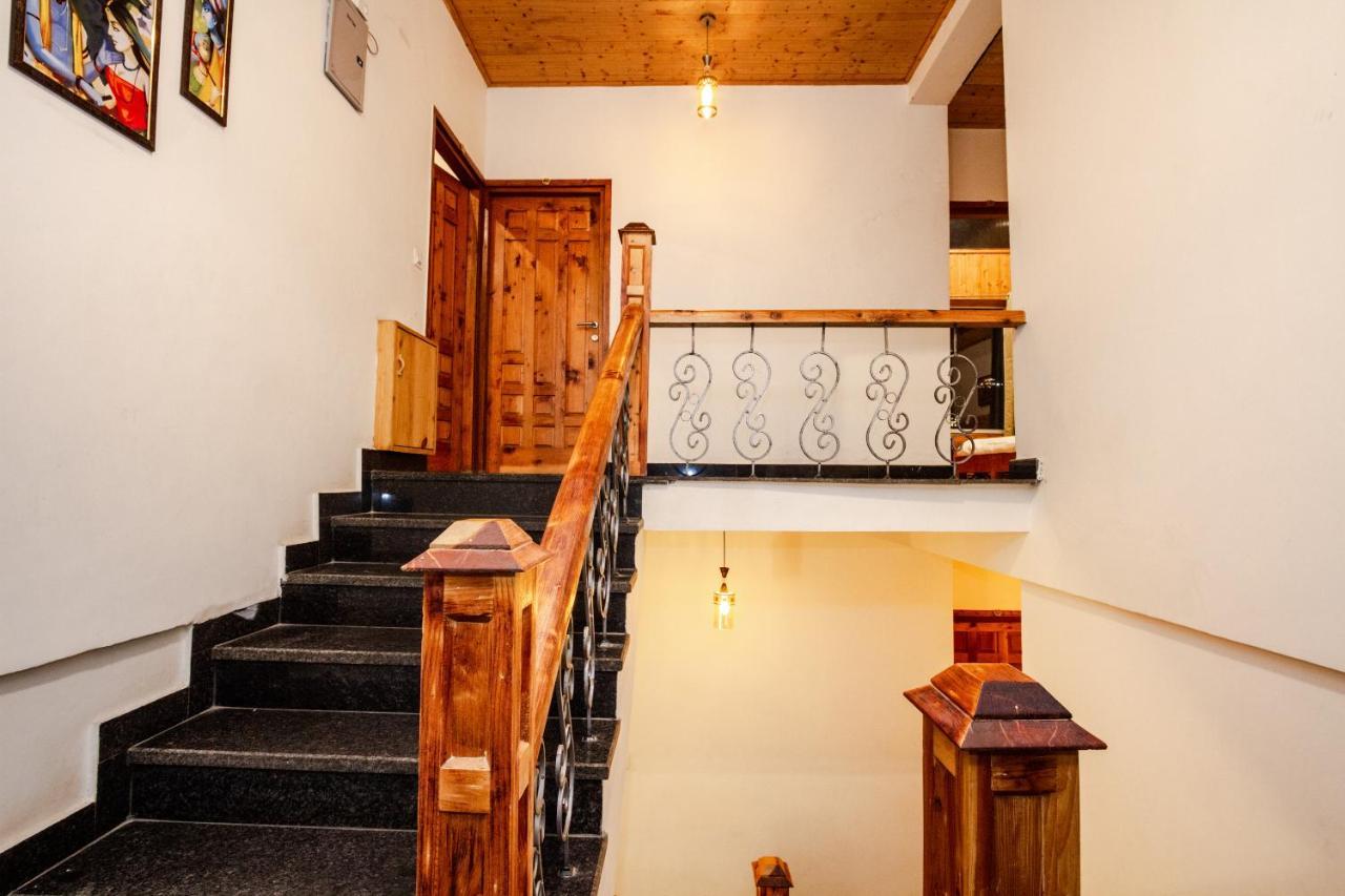 Tripli Hotels Stone House Cottage มะนาลี ภายนอก รูปภาพ
