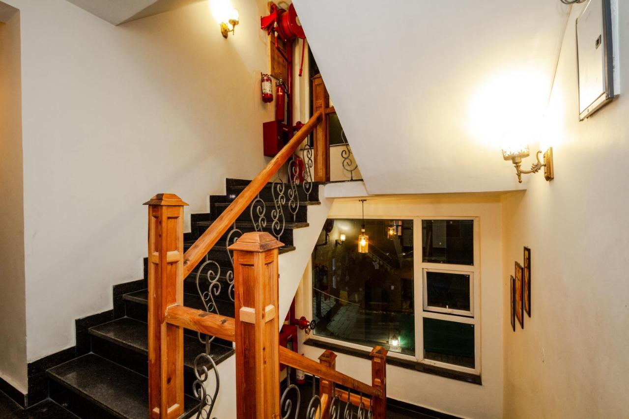Tripli Hotels Stone House Cottage มะนาลี ภายนอก รูปภาพ